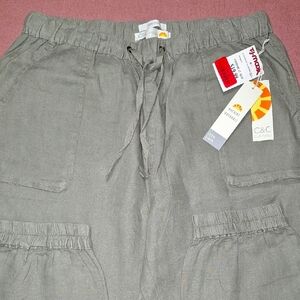 C&C California Womans Green Linen Pants, Medium